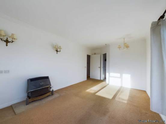Additional Property Image 2 bedroom Flat for sale in Marlow 9
