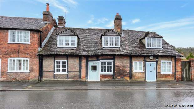 3 bedroom Terraced for sale in Marlow