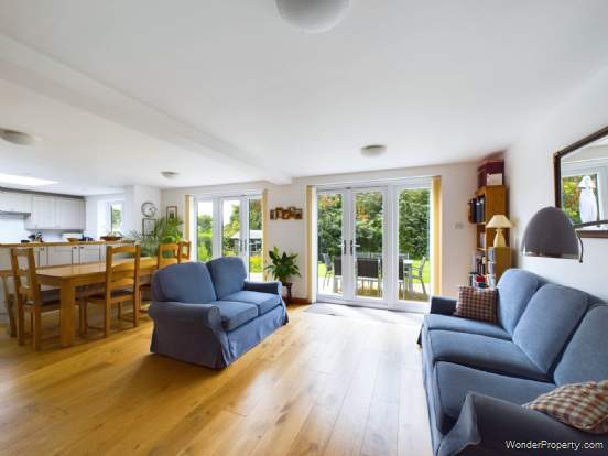 Additional Property Image 4 bedroom Detached for sale in Frieth 6