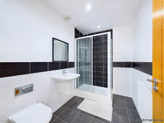 Additional Property Image 5 bedroom Detached for sale in Marlow 11