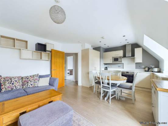 Additional Property Image 2 bedroom Apartment for sale in Marlow 2