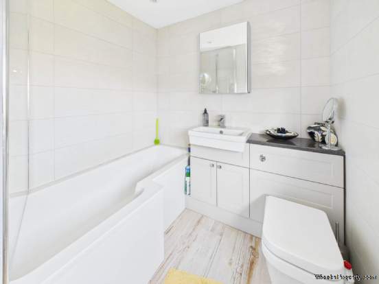 Additional Property Image 3 bedroom Semi Detached for sale in Maidenhead 11
