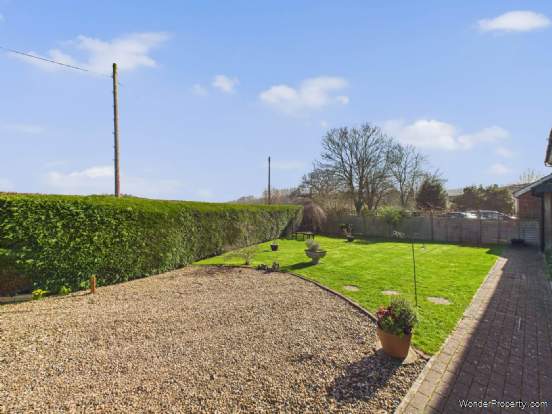 Additional Property Image 3 bedroom Semi Detached for sale in Maidenhead 13