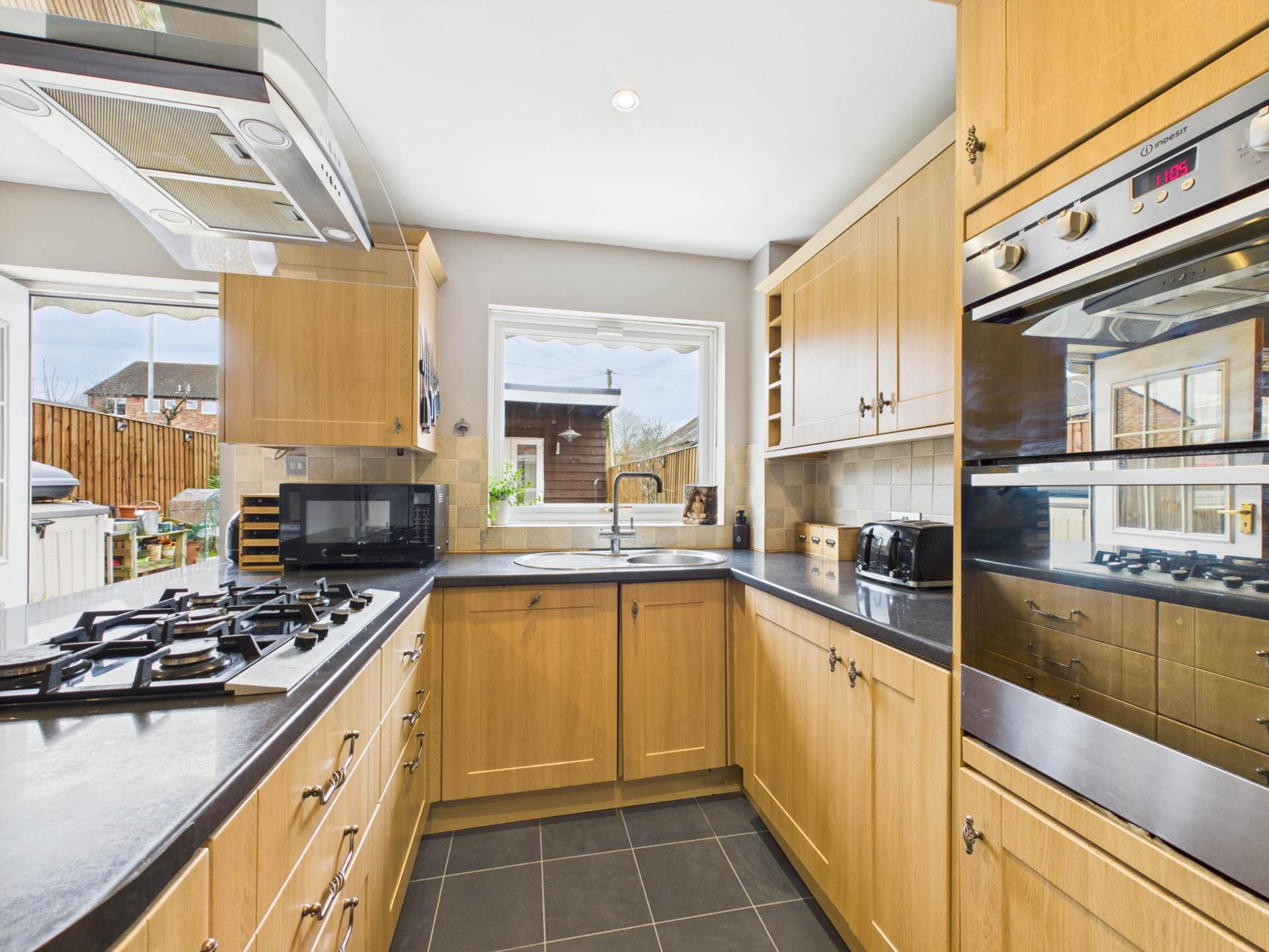 Additional Property Image 4 bedroom Terraced for sale in Marlow 2