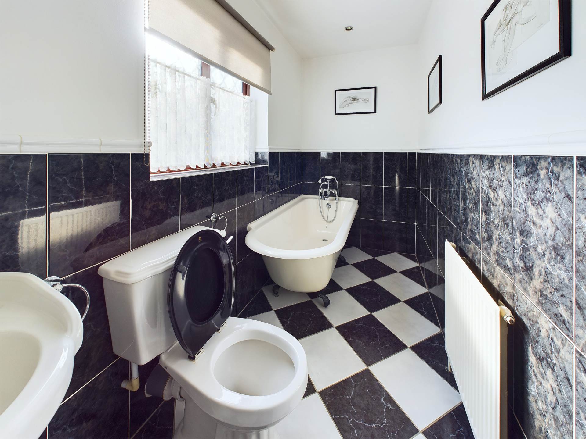 Additional Property Image 3 bedroom End of Terrace for sale in Marlow 13