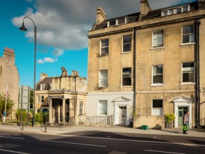 2 bedroom Apartment to rent in Bath