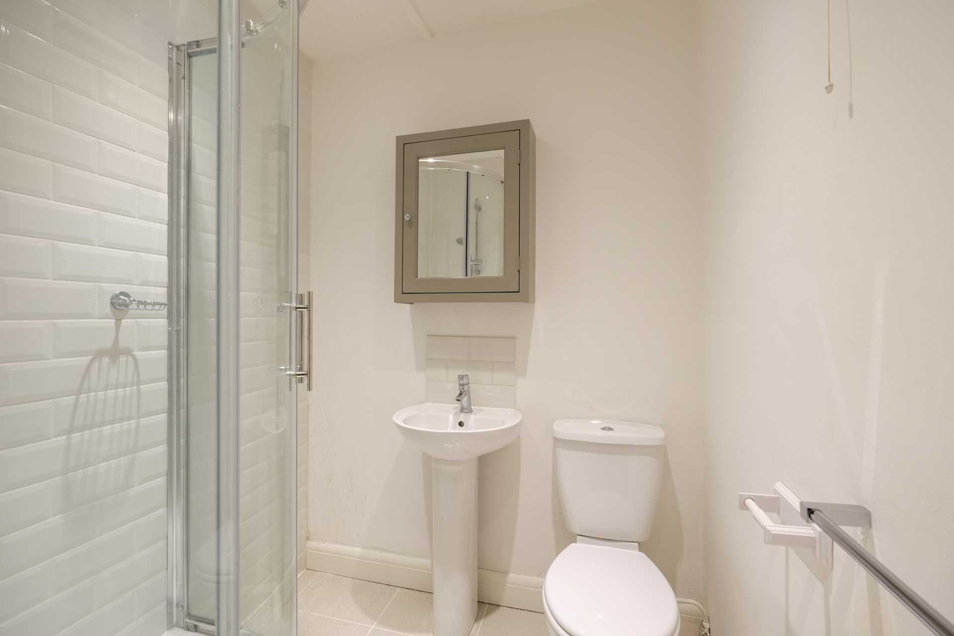 Additional Property Image 2 bedroom Apartment to rent in Bath 9