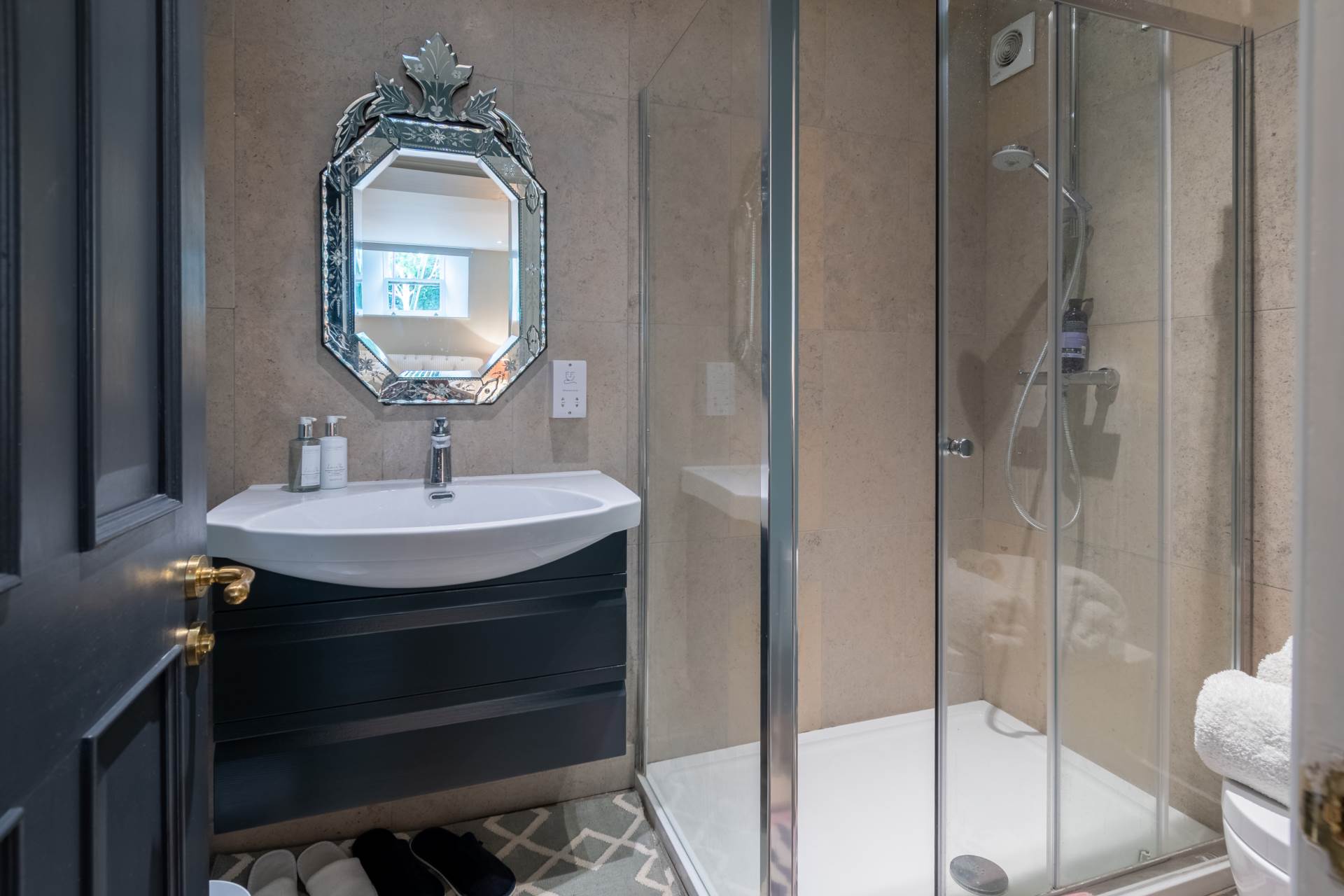 Additional Property Image 6 bedroom Detached to rent in Bath 21