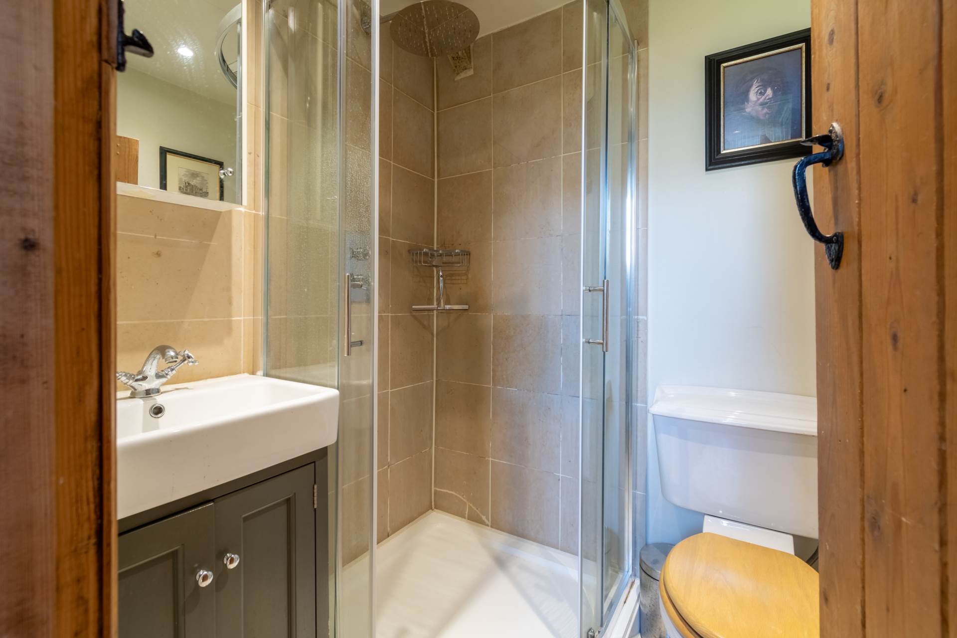 Additional Property Image 2 bedroom Terraced to rent in Bath 13
