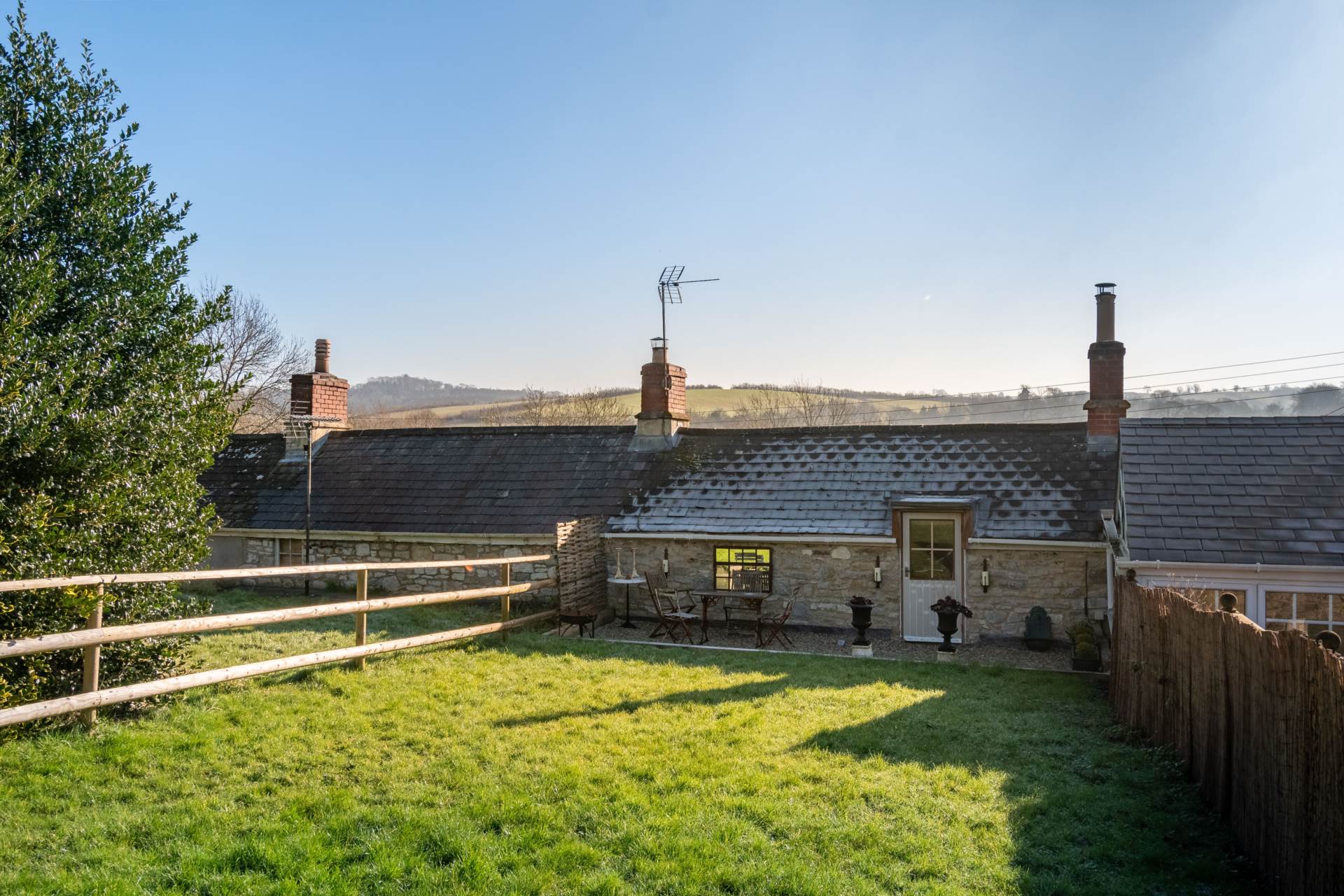 Additional Property Image 2 bedroom Terraced to rent in Bath 20