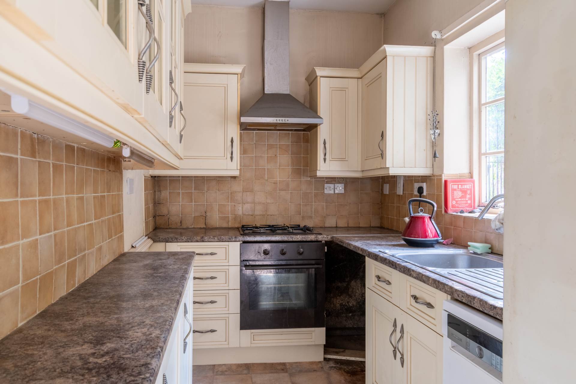 Additional Property Image 2 bedroom Apartment for sale in Bath 8