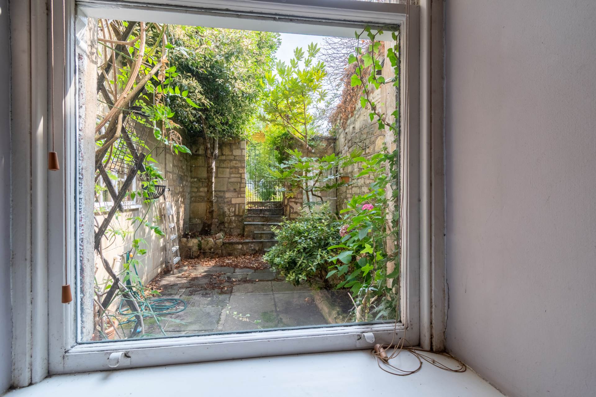 Additional Property Image 2 bedroom Apartment for sale in Bath 11