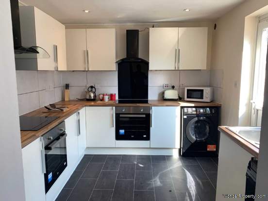 5 bedroom Semi Detached for sale in Derby