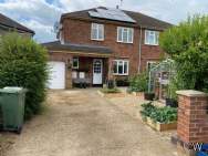 3 bedroom Semi Detached to rent in Milton Keynes