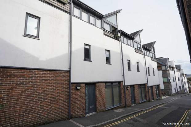 2 bedroom Town House for sale in Lewes