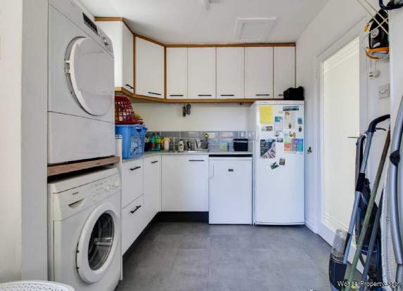 Additional Property Image 5 bedroom Detached for sale in Lewes 11