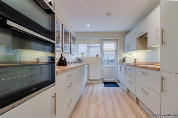Additional Property Image 2 bedroom Detached Bungalow for sale in Seaford 12