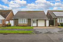 2 bedroom Detached Bungalow for sale in Seaford