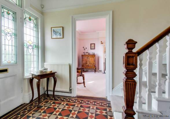 Additional Property Image 4 bedroom Detached for sale in Lewes 8