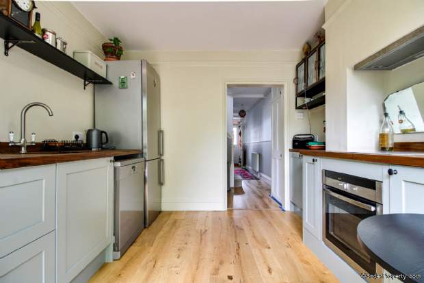 Additional Property Image 2 bedroom Terraced for sale in Lewes 7