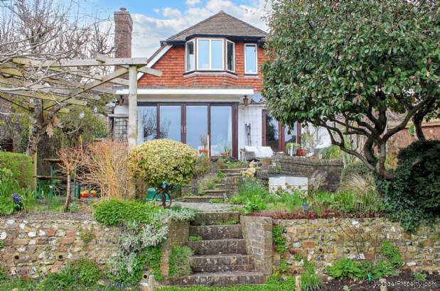 4 bedroom Detached for sale in Lewes