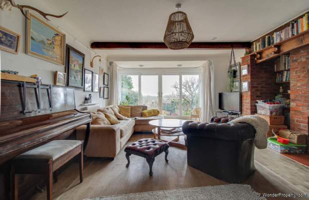 Additional Property Image 4 bedroom Detached for sale in Lewes 5