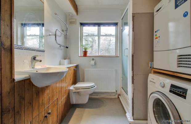 Additional Property Image 4 bedroom Detached for sale in Lewes 10