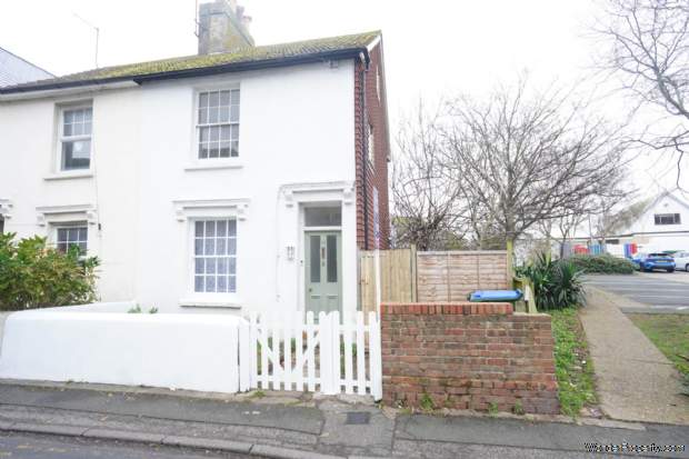 2 bedroom Semi Detached for sale in Newhaven