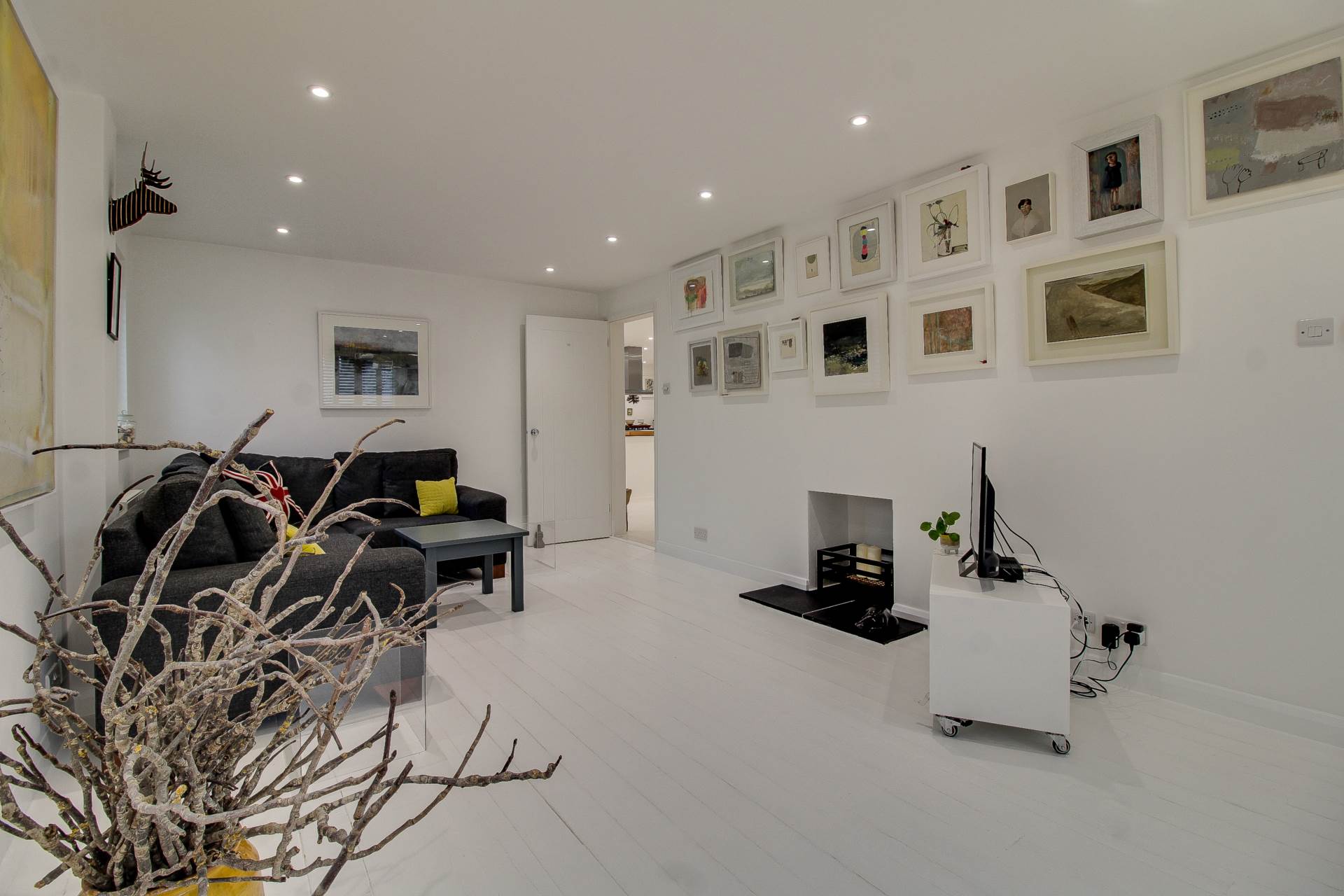 Additional Property Image 4 bedroom Detached for sale in Lewes 4