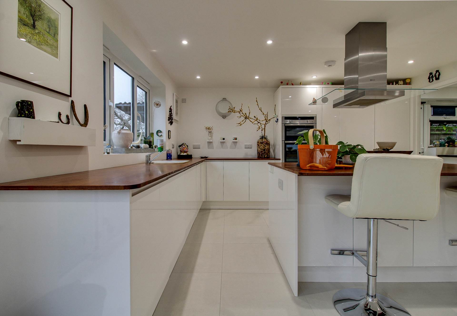 Additional Property Image 4 bedroom Detached for sale in Lewes 8