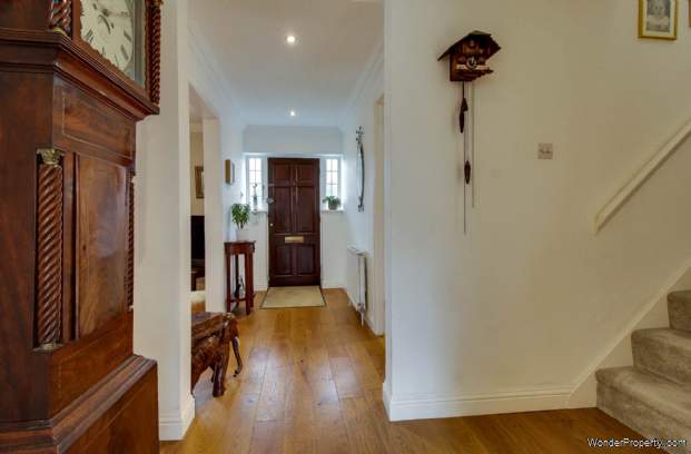 Additional Property Image 5 bedroom Detached for sale in Lewes 2