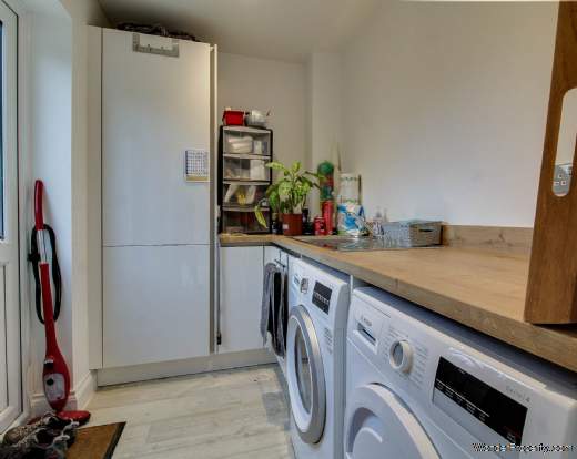 Additional Property Image 4 bedroom Detached for sale in Lewes 17