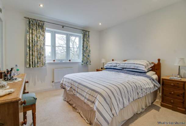 Additional Property Image 4 bedroom Detached for sale in Lewes 9