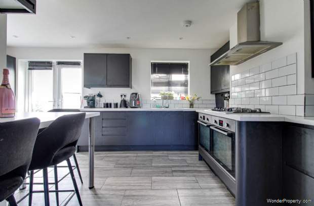 Additional Property Image 3 bedroom Terraced for sale in Lewes 5