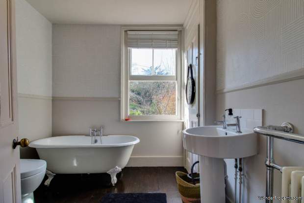 Additional Property Image 4 bedroom End of Terrace for sale in Lewes 6