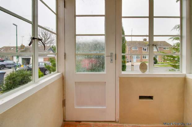 Additional Property Image 2 bedroom Semi Detached Bungalow for sale in Hassocks 14