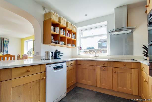 Additional Property Image 4 bedroom Detached for sale in Lewes 16