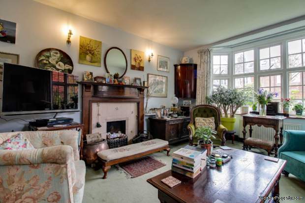 Additional Property Image 4 bedroom Detached for sale in Lewes 3