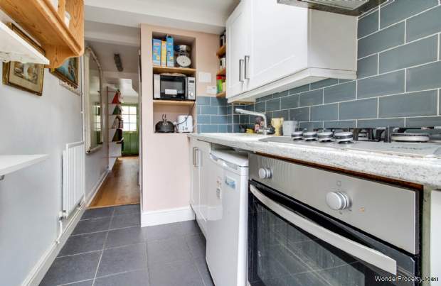 Additional Property Image 2 bedroom Cottage for sale in Lewes 4