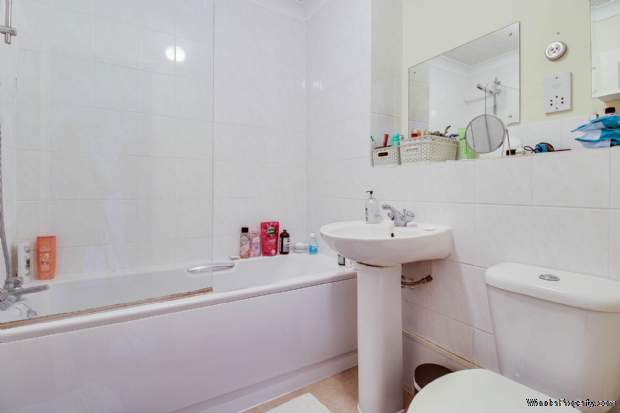 Additional Property Image 3 bedroom Apartment for sale in Lewes 8