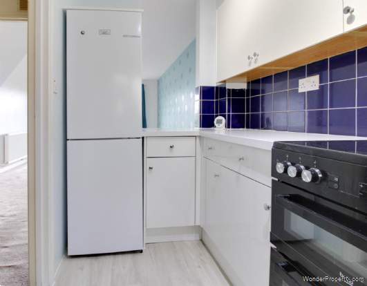 Additional Property Image 2 bedroom Terraced for sale in Lewes 8