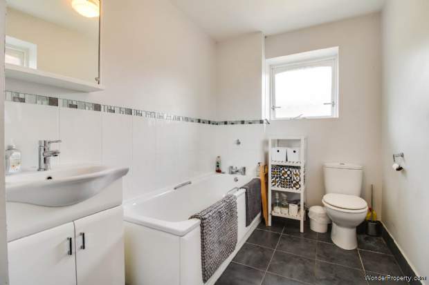 Additional Property Image 5 bedroom Detached for sale in Lewes 7