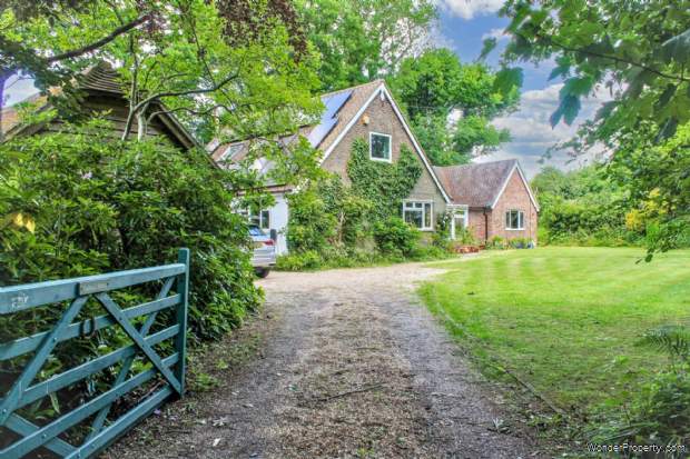 4 bedroom Detached for sale in Lewes