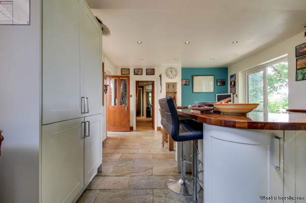 Additional Property Image 4 bedroom Detached for sale in Lewes 17