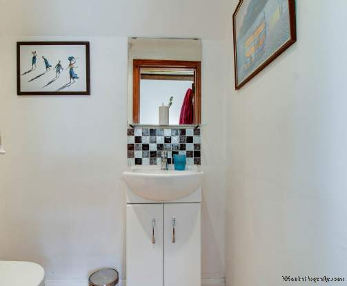 Additional Property Image 4 bedroom Detached for sale in Lewes 8
