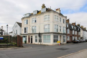 1 bedroom Flat for sale in Lewes