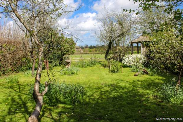 Additional Property Image 3 bedroom Detached for sale in Lewes 12