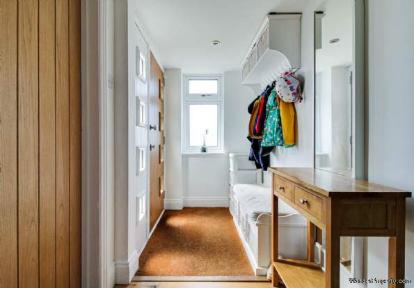 Additional Property Image 6 bedroom Detached for sale in Lewes 2