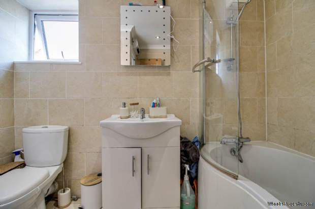 Additional Property Image 6 bedroom Detached for sale in Lewes 16