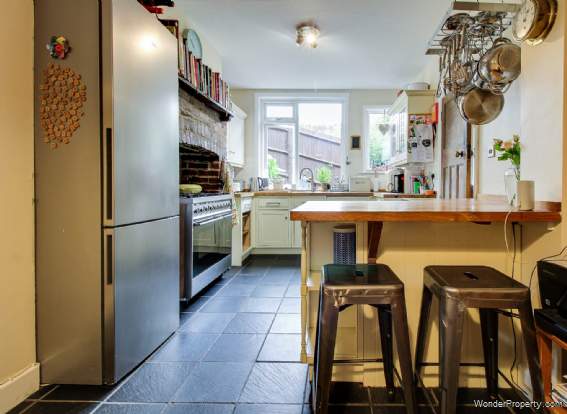Additional Property Image 3 bedroom End of Terrace for sale in Lewes 6